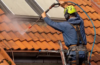Démoussage et hydrofuge de toiture à Vrocourt