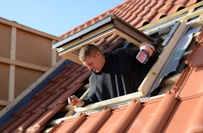 Pose de fenêtres de toit Velux à Vrocourt
